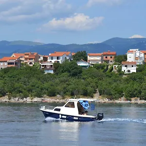 https://apartman-lana-omisalj.primorje-gorskikotar.com